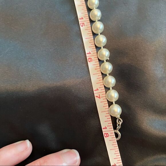 Vintage Faux Pearls   - Picture 3 of 4